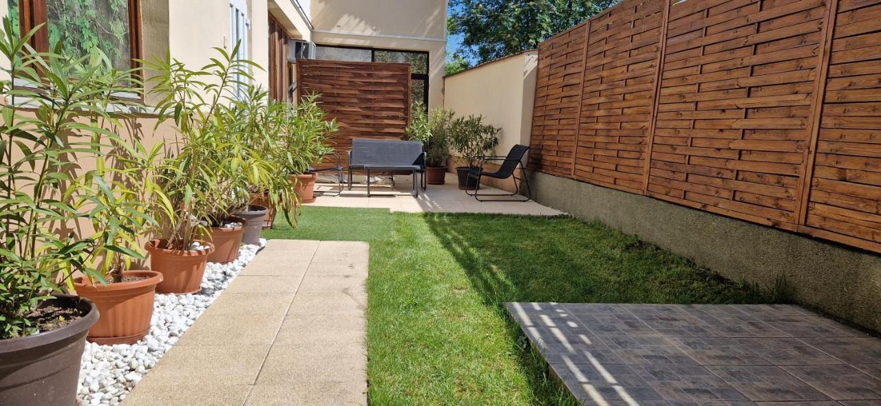 Boholand Apartman Eger Exterior photo